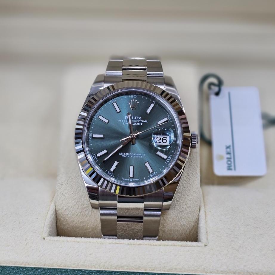 Rolex Datejust 41, Oystersteel and White Gold, Mint Green Dial