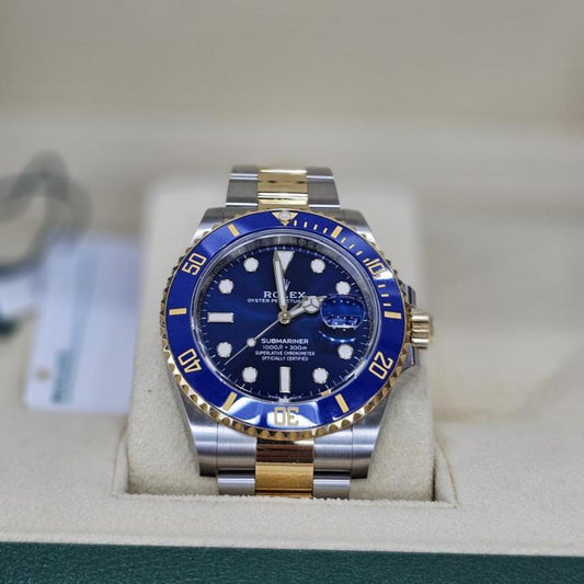 Rolex Submariner Date, Oystersteel and Yellow Gold, Blue