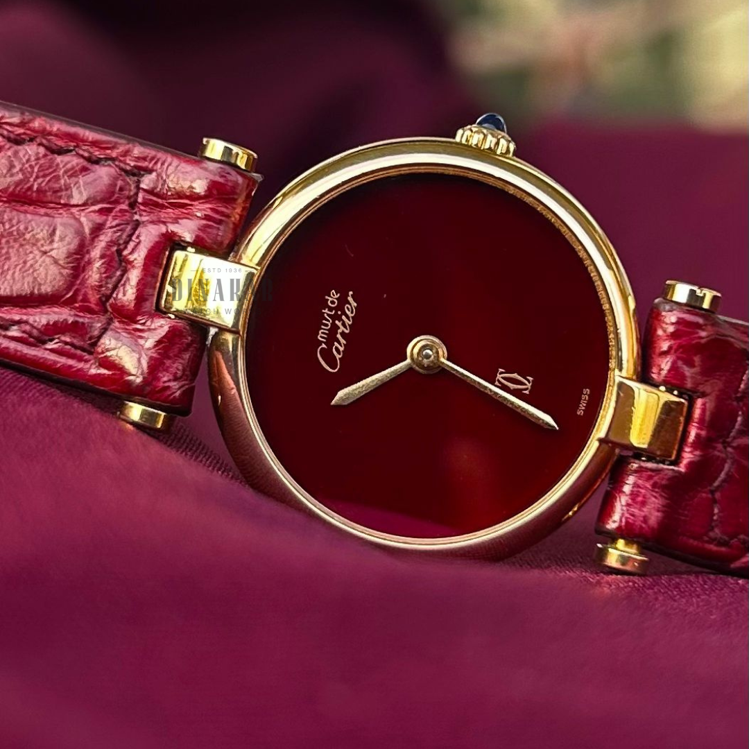 Vintage Cartier Vendôme, Yellow gold on Leather, Burgundy Dial